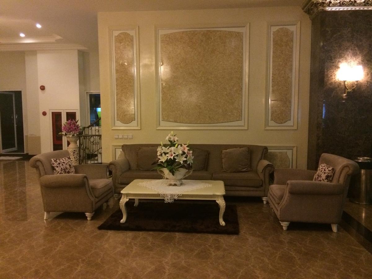 Lk Noble Suite Pattaya Exterior foto
