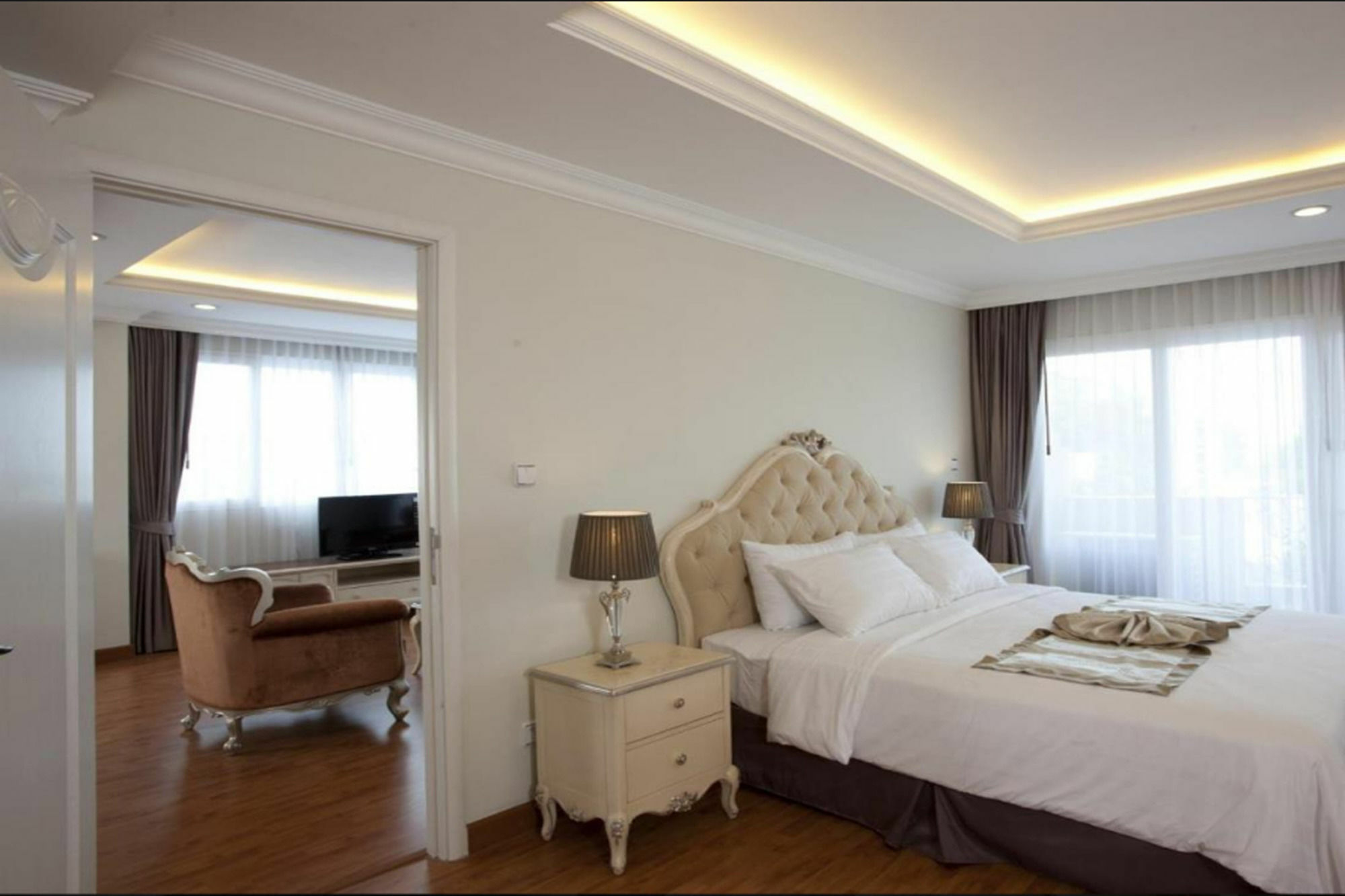 Lk Noble Suite Pattaya Exterior foto